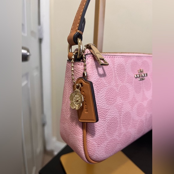 NWT Coach Nolita 19 Powder PINK shoulder bag - Picture 3 of 4